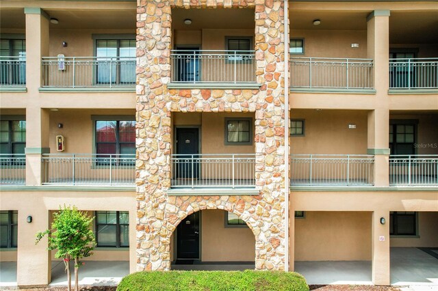 902 Charo Pkwy Unit 624, Davenport, FL 33897 - view of apartment building / complex