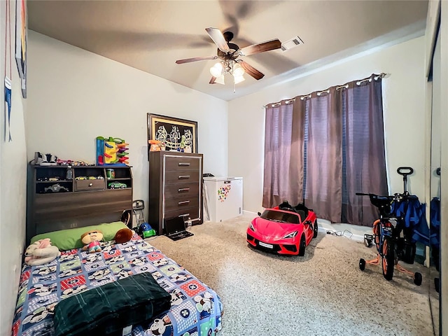 902 Charo Pkwy Unit 624, Davenport, FL 33897 - bedroom with a ceiling fan