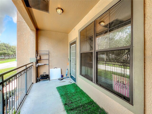 902 Charo Pkwy Unit 624, Davenport, FL 33897 - view of balcony