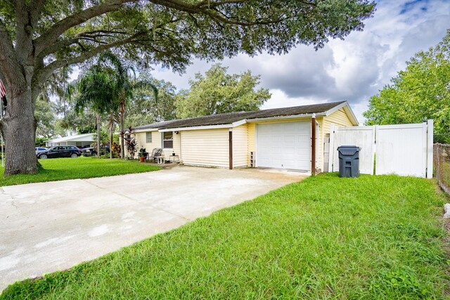 4822 Melody Ln, Lakeland, FL 33805 - view of front of home featuring driveway