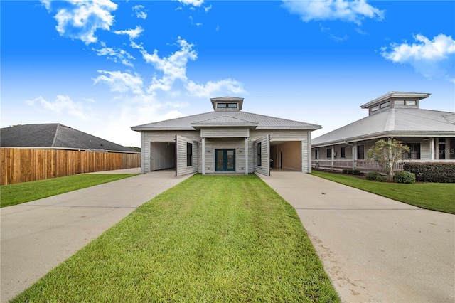 prairie-style house featuring a front yard