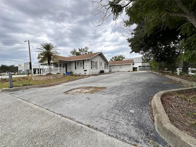 121 Bates Ave SE, Winter Haven, FL 33880 - photo 12