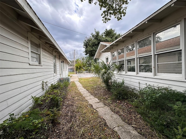121 Bates Ave SE, Winter Haven, FL 33880 - view of yard
