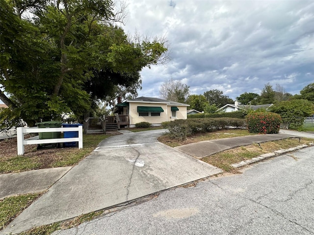 121 Bates Ave SE, Winter Haven, FL 33880 - view of front facade