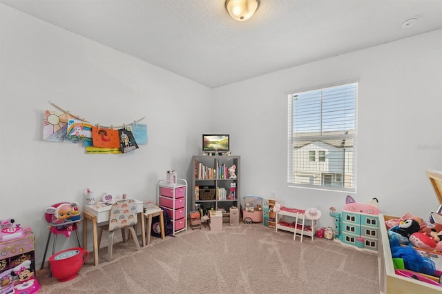 game room with carpet