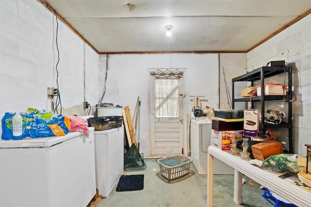 laundry room with washer and clothes dryer