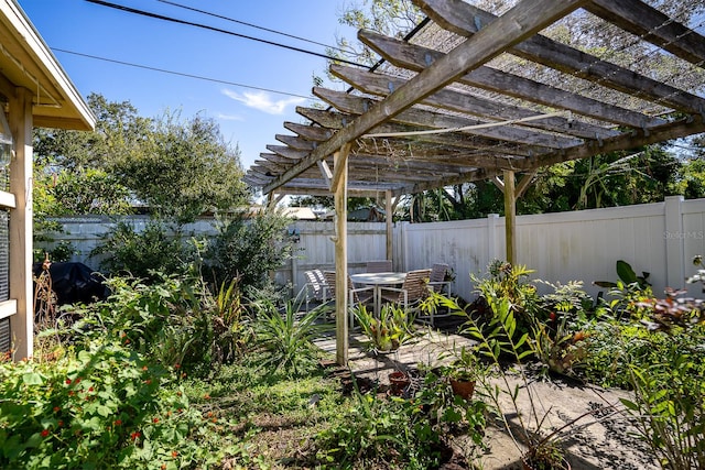 view of patio featuring a pergola