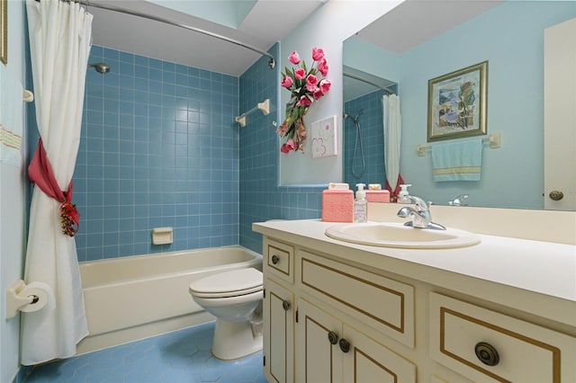 full bathroom featuring vanity, tile patterned floors, toilet, and shower / bathtub combination with curtain