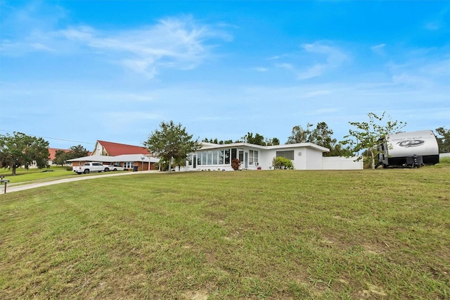 view of front of house with a front yard