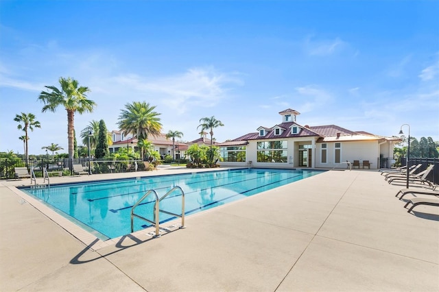 193 Stargrass Dr, Auburndale, FL 33823 - community pool featuring a patio area