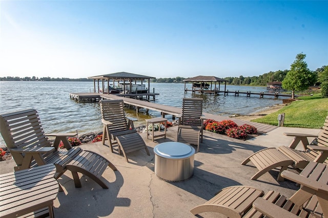 dock area featuring a water view