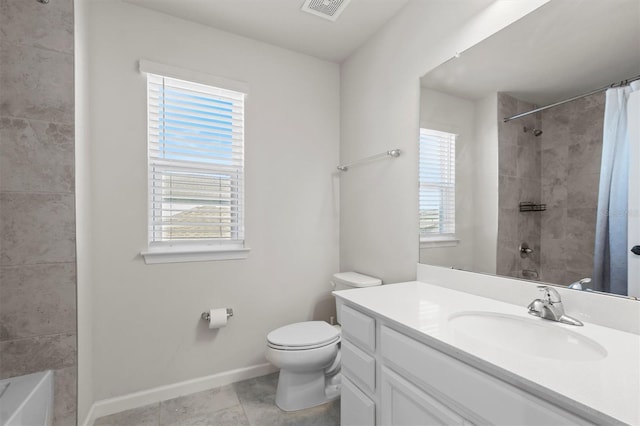 full bathroom with shower / bathtub combination with curtain, plenty of natural light, vanity, and toilet