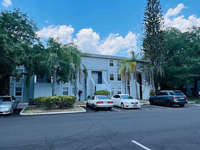 7108 Waterside Dr Unit 103, Tampa, FL 33617 - view of front of house with uncovered parking