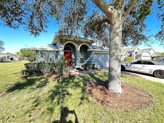 view of front of house with a front yard