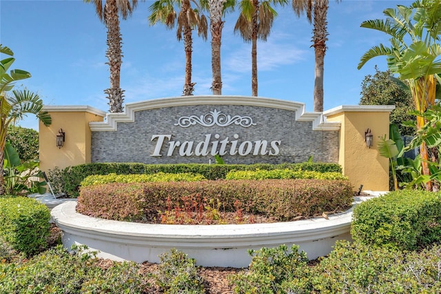 view of community / neighborhood sign