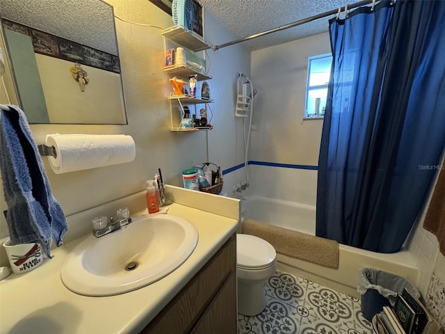 full bathroom featuring vanity, shower / bathtub combination with curtain, a textured ceiling, and toilet