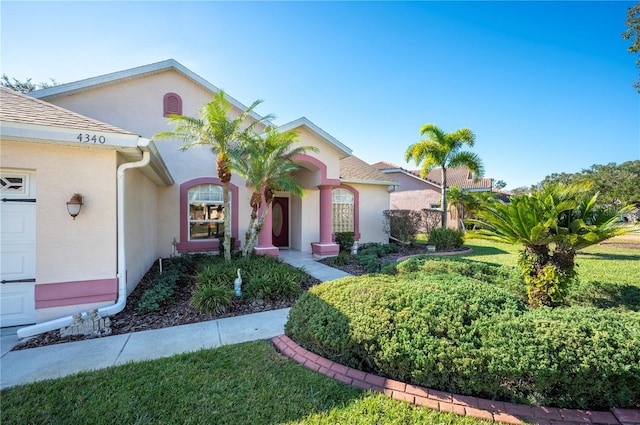 view of mediterranean / spanish-style home