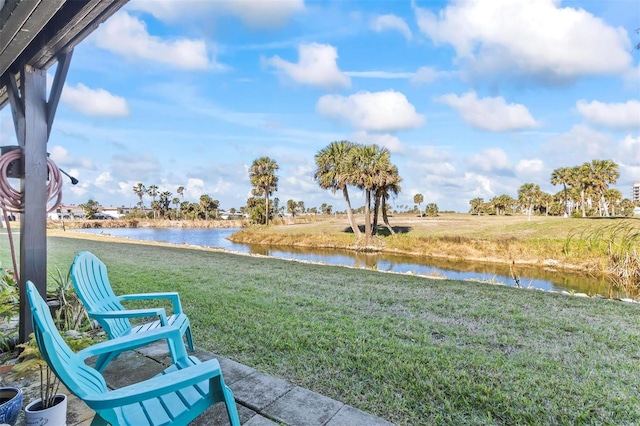 view of yard with a water view