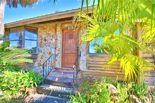 view of entrance to property