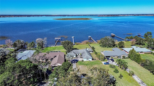 bird's eye view with a water view