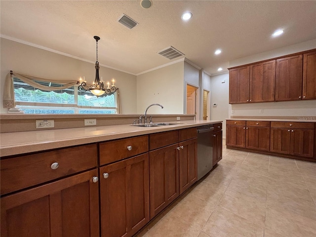 kitchen featuring decorative light fixtures, sink, a chandelier, stainless steel dishwasher, and crown molding