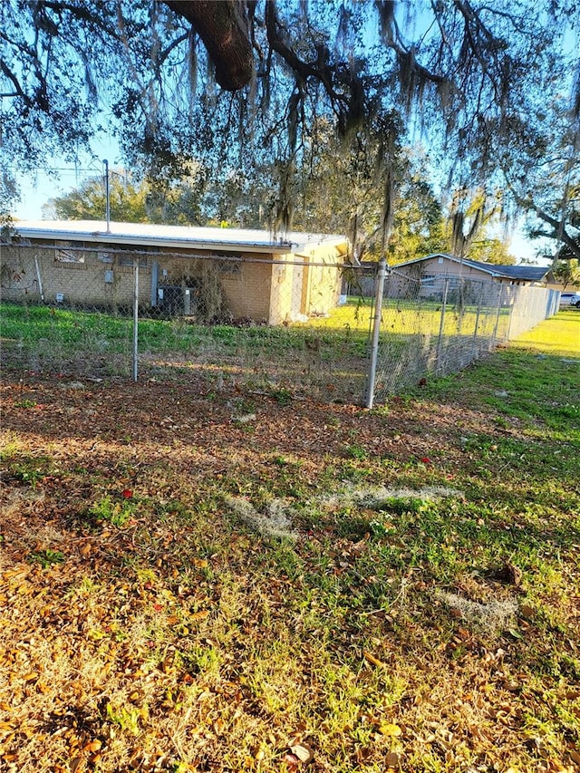 view of yard featuring central AC unit