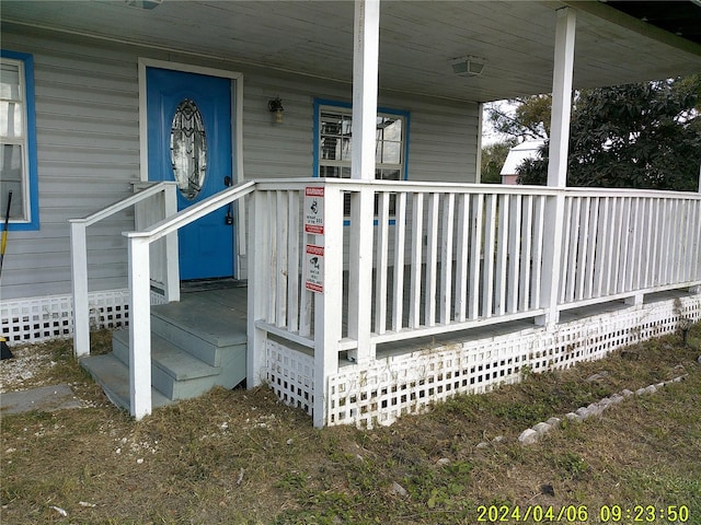 view of entrance to property