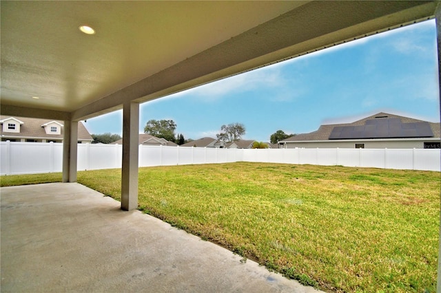 view of yard featuring a patio