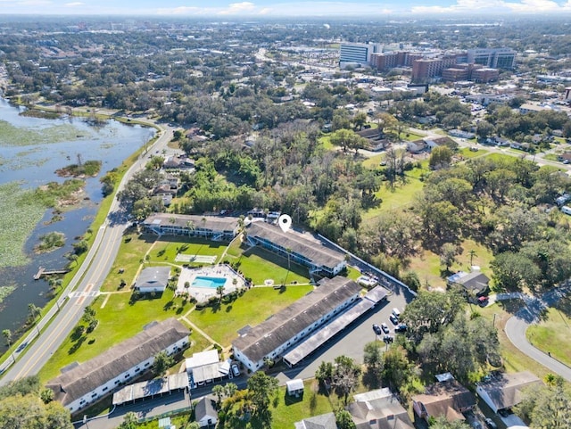 bird's eye view featuring a water view