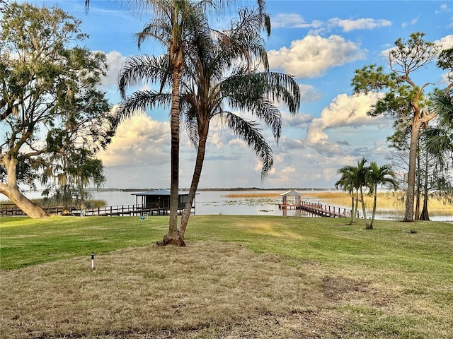 view of yard with a water view