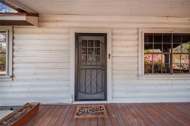 view of property entrance