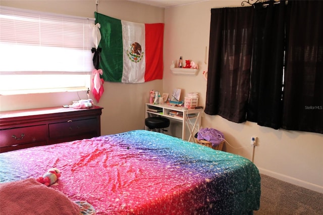 bedroom with carpet flooring