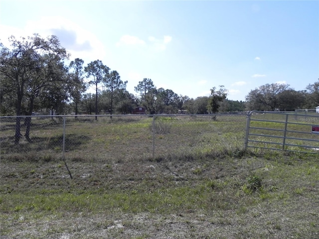 Listing photo 2 for 7752 Queen Ct, Lake Wales FL 33898