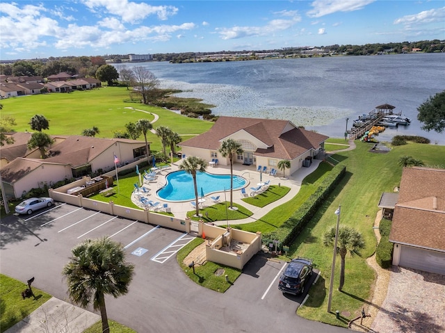 bird's eye view with a water view