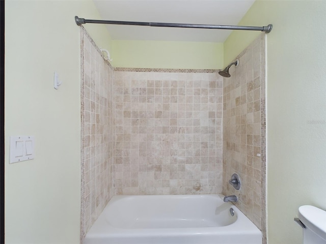 1793 N Fort Harrison Ave, Clearwater, FL 33755 - bathroom with toilet and tiled shower / bath