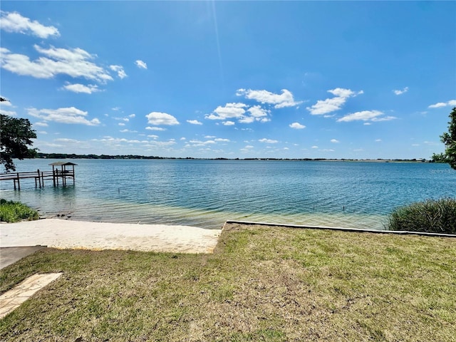 1050 E Eagle Ave, Eagle Lake, FL 33839 - water view