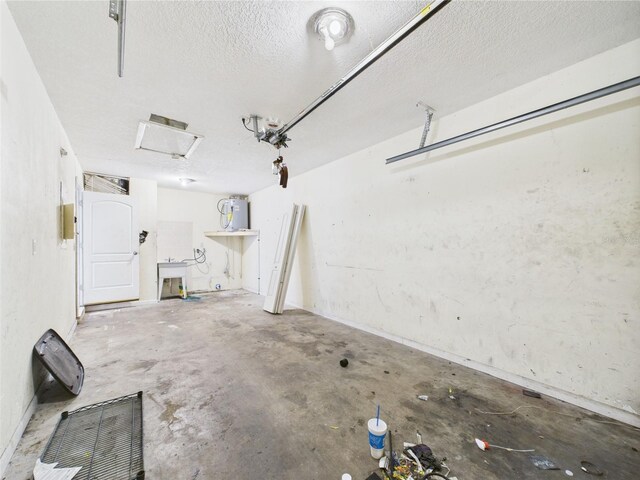 91 W Cedarwood Cir, Kissimmee, FL 34743 - view of garage