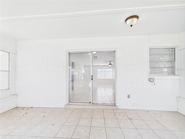 2434 Mill Run Blvd, Kissimmee, FL 34744 - view of unfurnished room