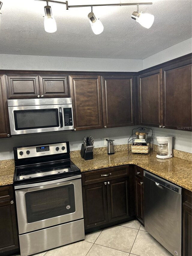 4250 Valencia Dr, Indian Lake Estates, FL 33855 - photo 15