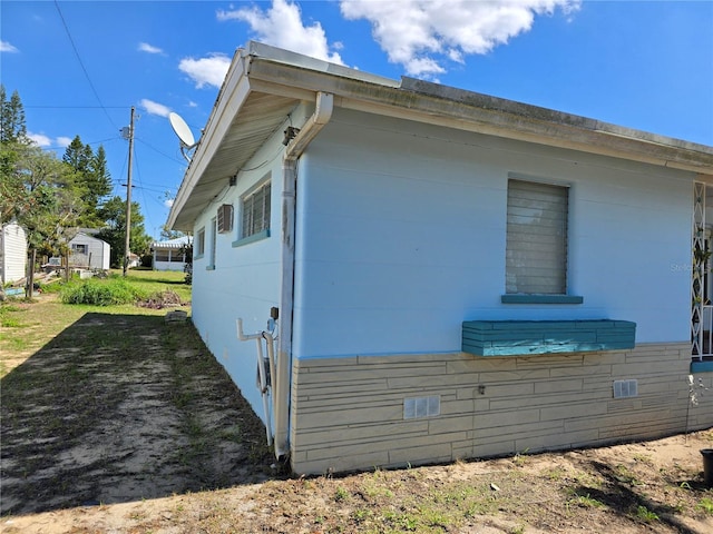 view of property exterior