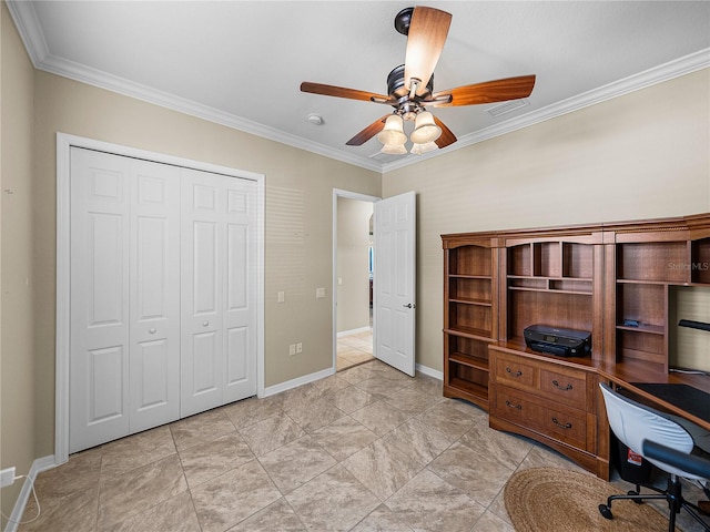 unfurnished office featuring a ceiling fan, visible vents, crown molding, and baseboards