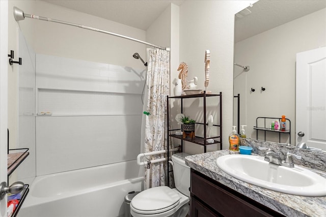 full bath featuring vanity, toilet, and shower / bath combo with shower curtain