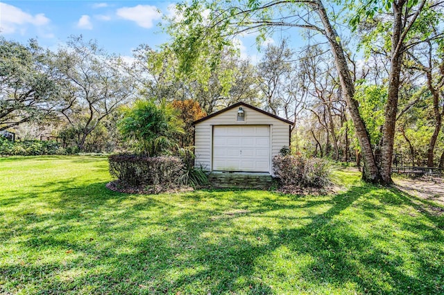 view of detached garage