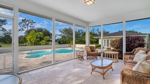 view of sunroom / solarium