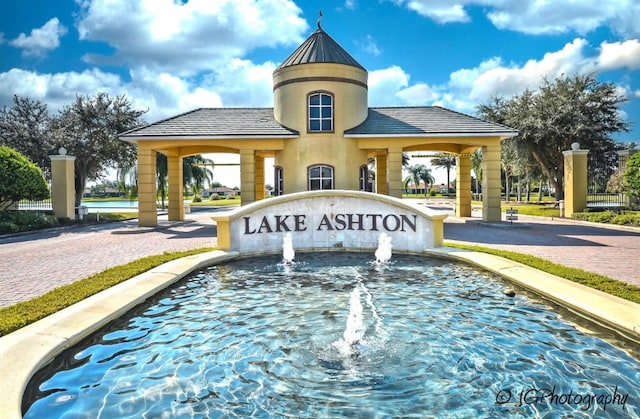 view of home's community