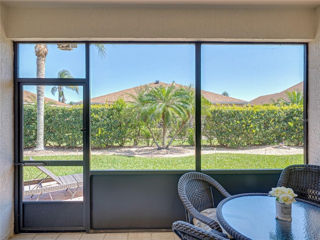 view of sunroom / solarium