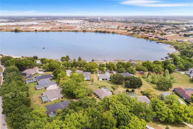 5020 Broadmore Dr, Auburndale, FL 33823 - view of property location featuring nearby suburban area and a nearby body of water