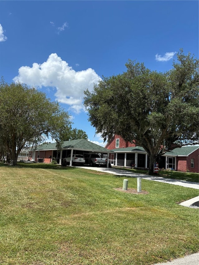 1403 Hidden Creek Ln, Winter Haven, FL 33880 - photo 2
