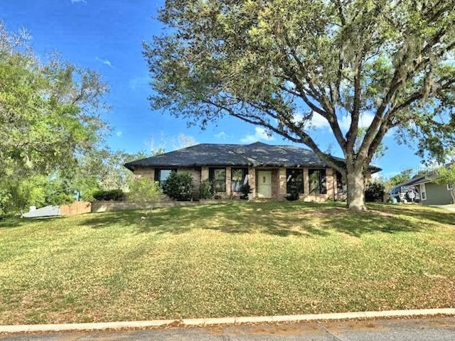 2761 Graniteridge Ct, Orange Park, FL 32065 - ranch-style house featuring a front yard