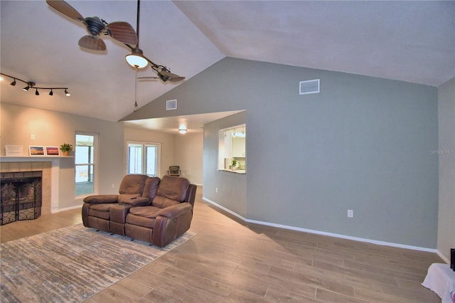 103 Lake Thomas Dr, Winter Haven, FL 33880 - photo 36